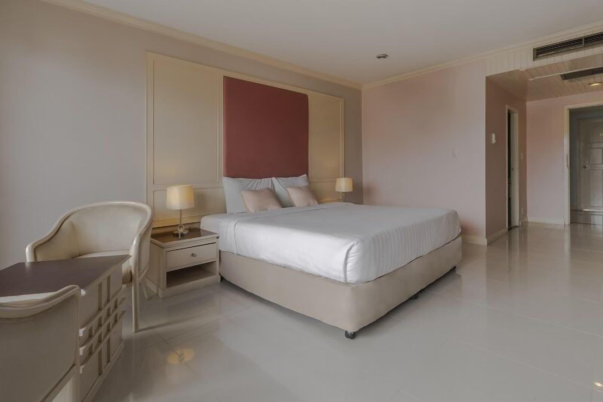 פאטאיה Mike Beach Resort מראה חיצוני תמונה