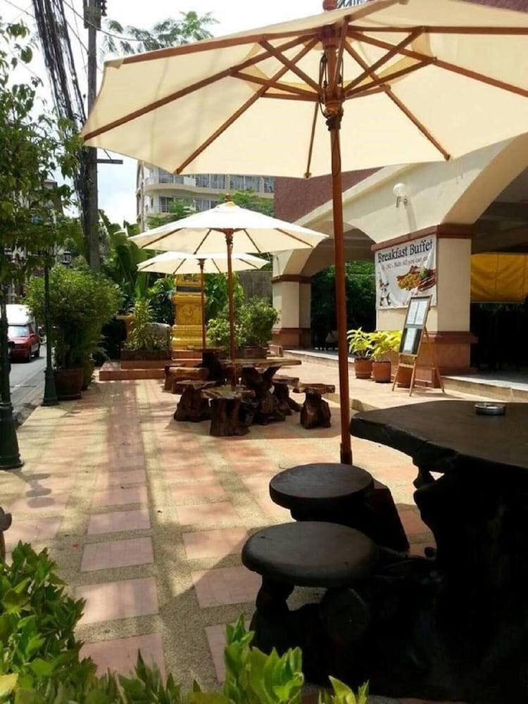 פאטאיה Mike Beach Resort מראה חיצוני תמונה