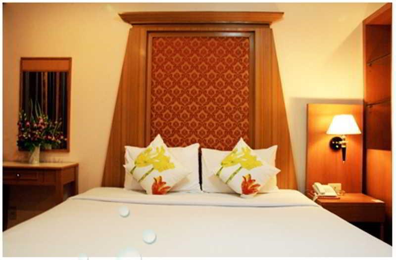 פאטאיה Mike Beach Resort מראה חיצוני תמונה